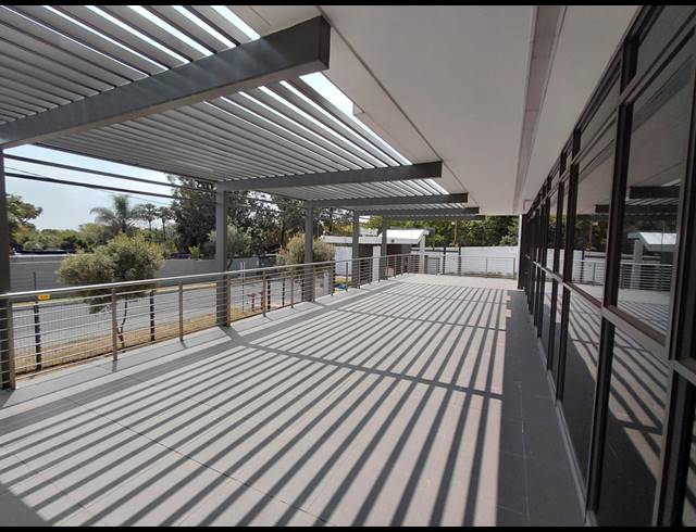 209M² OFFICE TO LET IN BRYANSTON